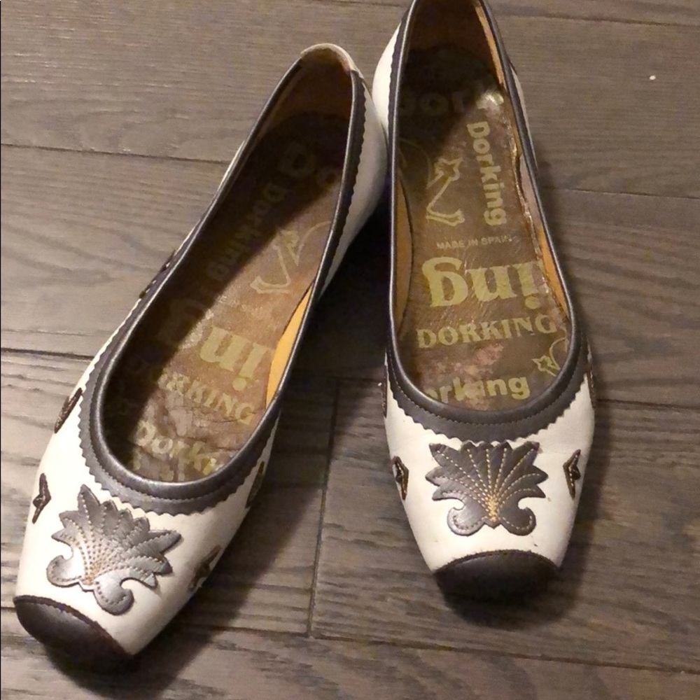 Dorking leather flats -made in Spain